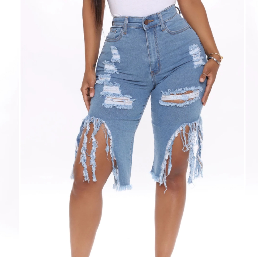 Savage Custom Distressed Bermuda Knee Shorts - Picture 4 of 16